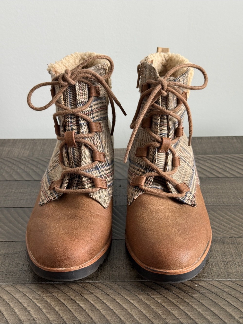 LifeStride Women's Zone Ankle Boots | Hiker Wedge Boots Size 7.5 - Picture 3 of 8